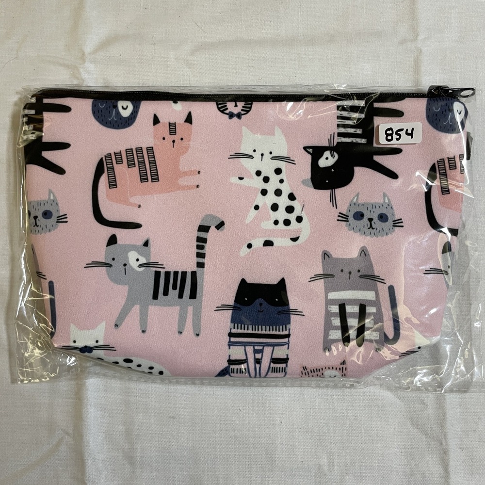 The Pouch Cosmetic Bag Women Small Pink NWT Cat Print Zipper‎ Travel Pouch 8x5